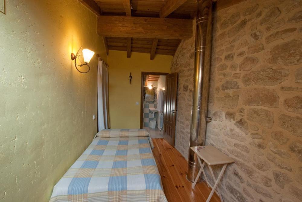 La Morada Del Cid Burgos Guest House Vivar del Cid Exterior photo